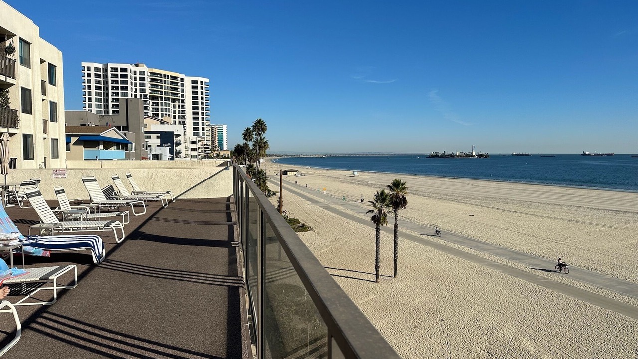Photo of Others in Alamitos Beach