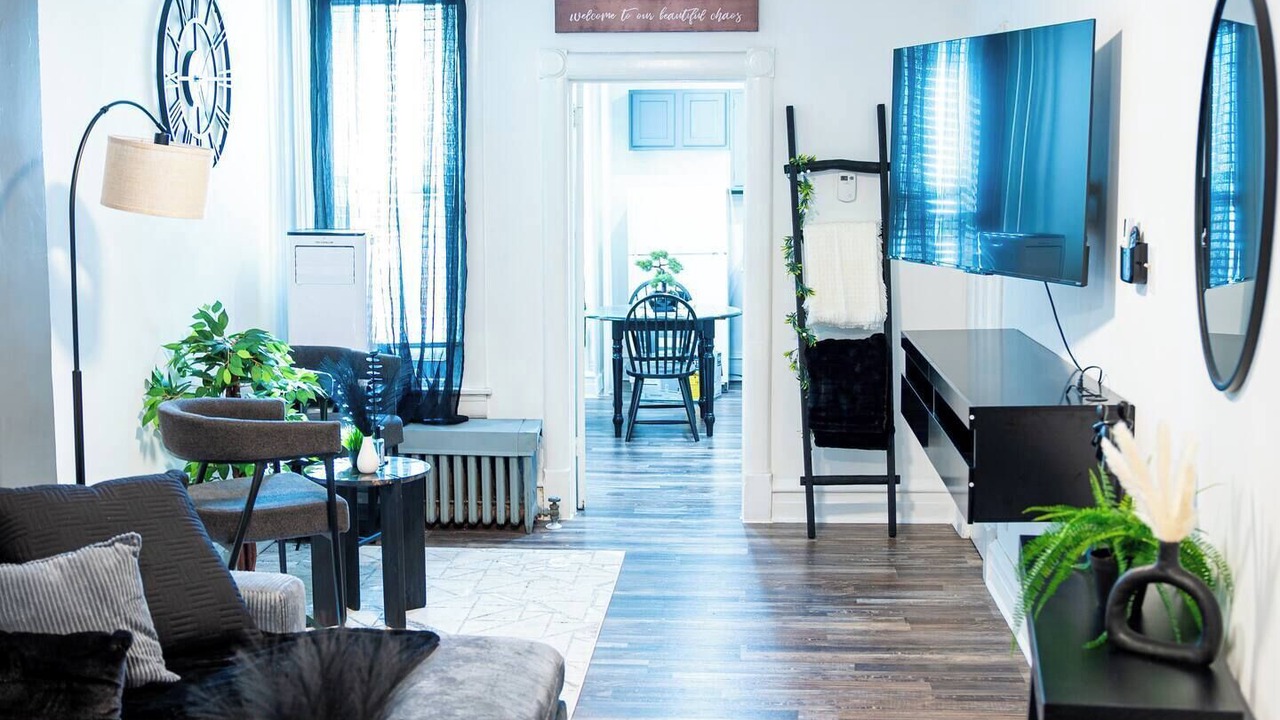 Photo of Livingroom in Reading