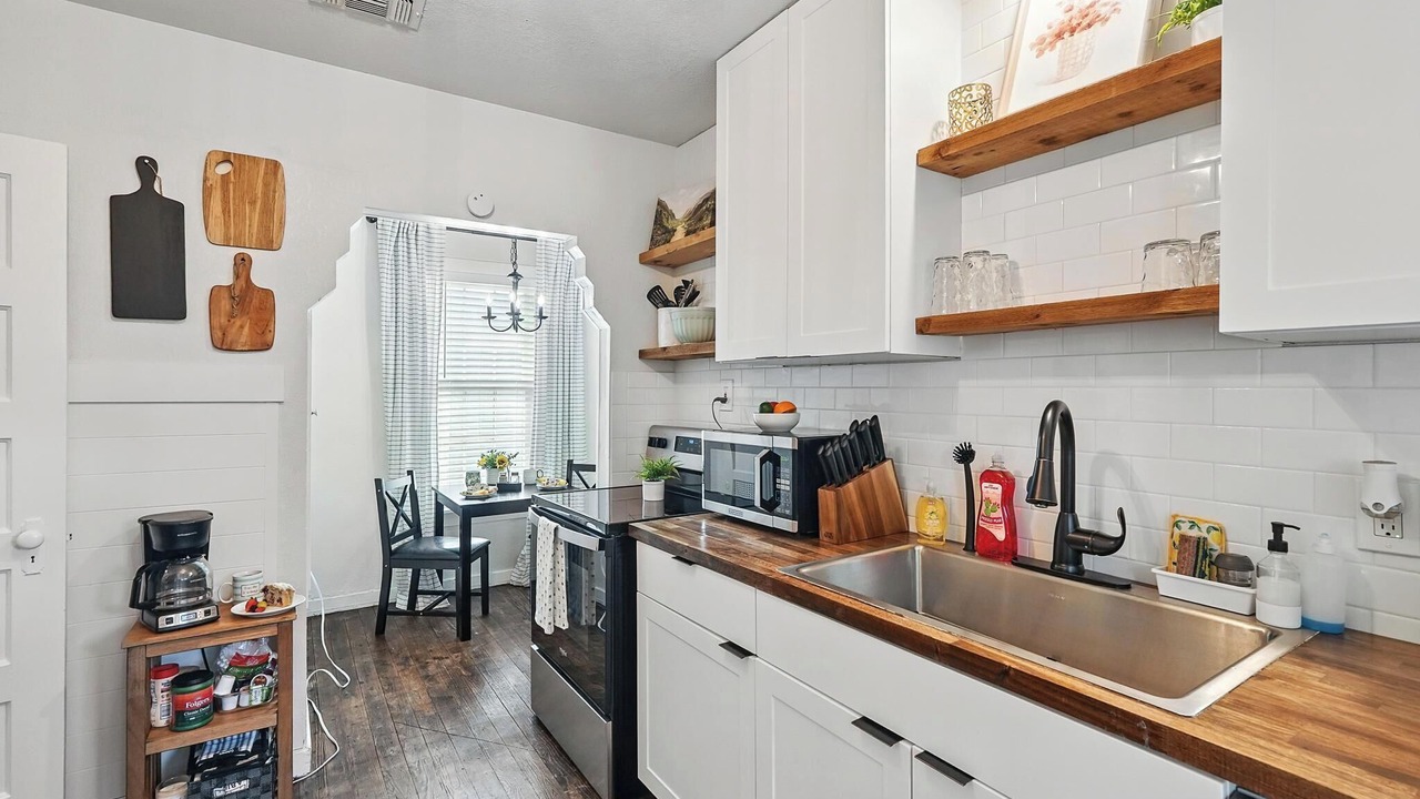 Photo of Kitchen in Sayles Blvd. Area