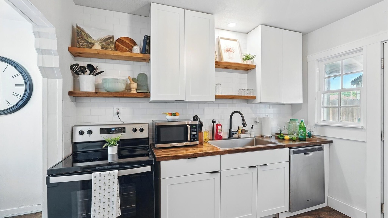 Photo of Kitchen in Sayles Blvd. Area