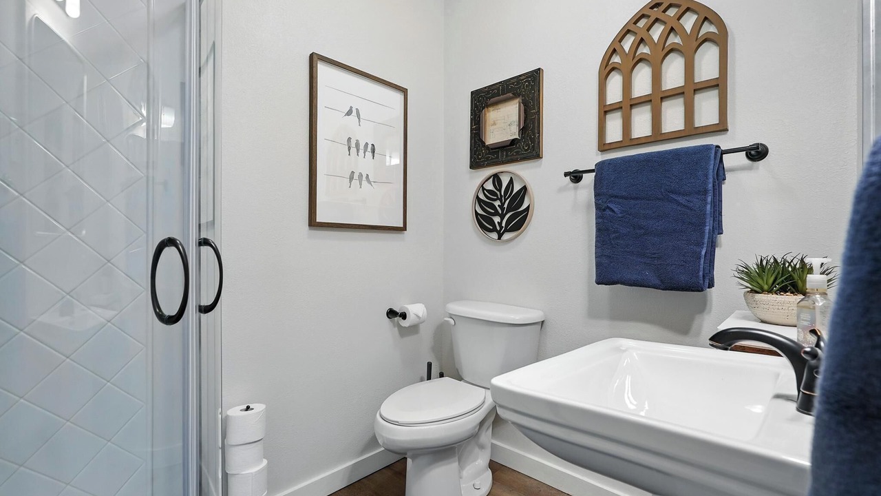 Photo of Bathroom in Sayles Blvd. Area
