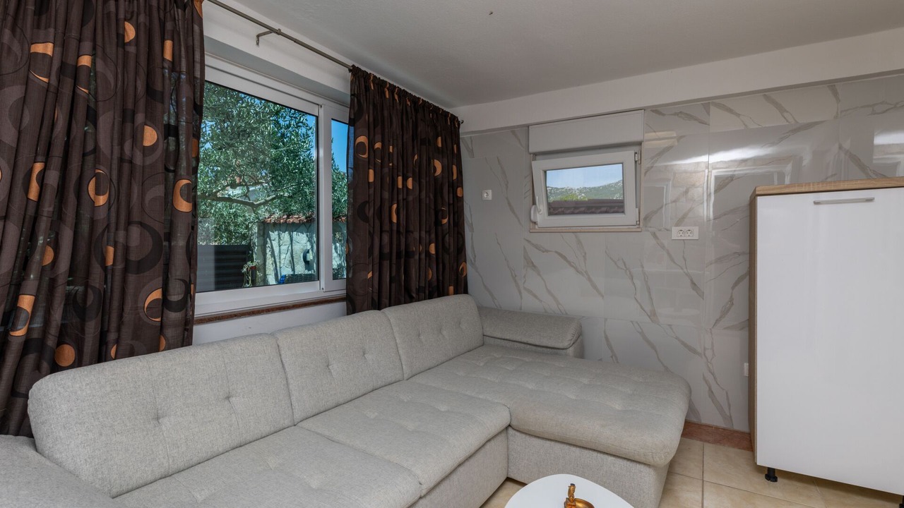 Photo of Livingroom in Kula Norinska