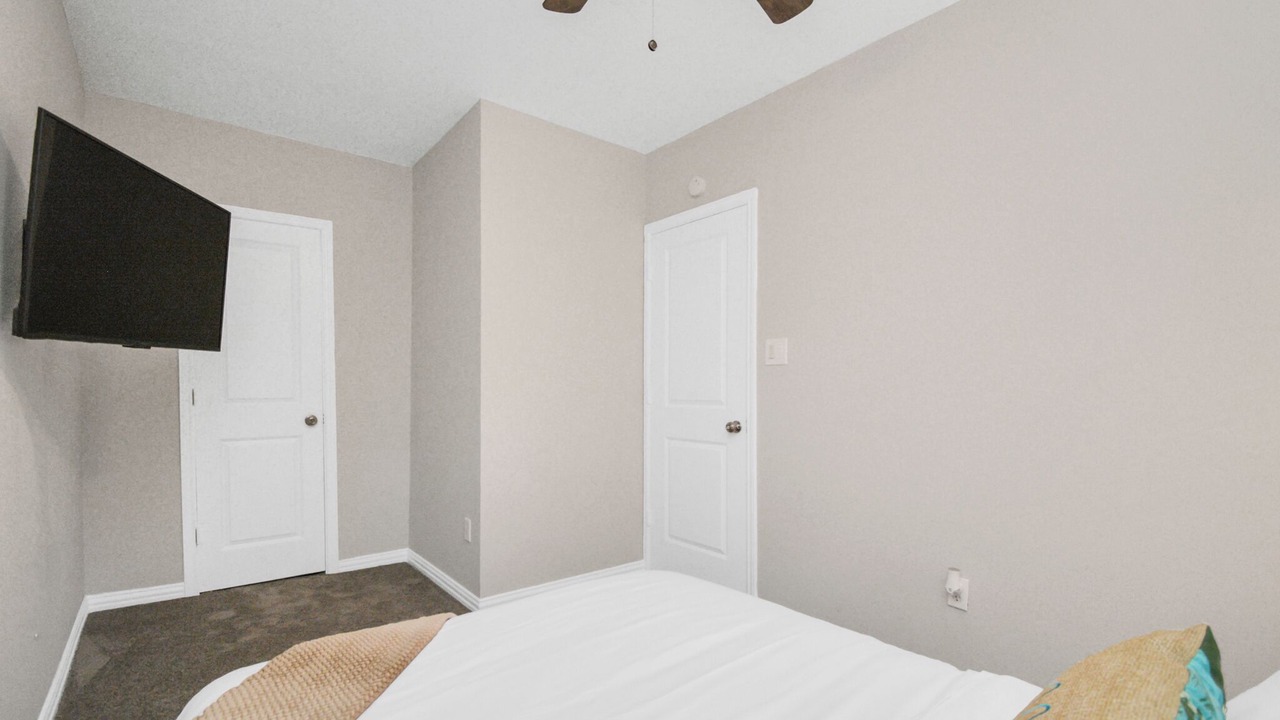 Photo of Bedroom in Northside