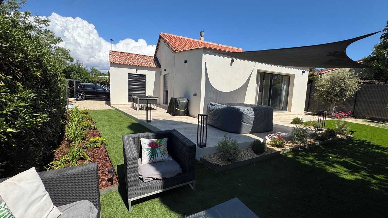Photo of Patio Balcony in Bouc-Bel-Air
