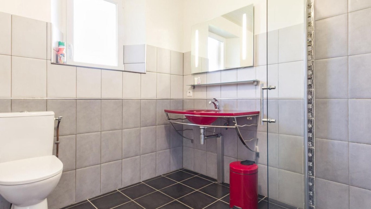 Photo of Bathroom in Chalandrey
