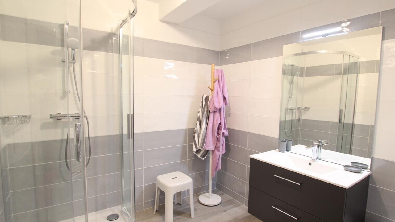 Photo of Bathroom in Morville