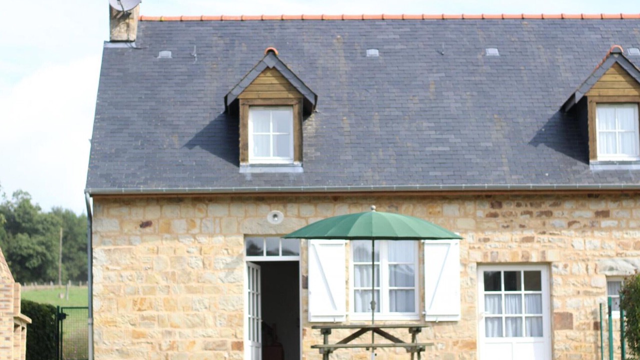 Photo of Outdoor in Saint-Georges-de-Rouelley