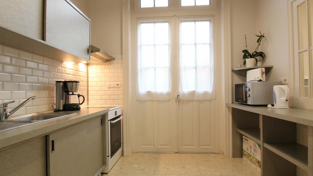 Photo of Kitchen in Saint-Cyr-du-Bailleul