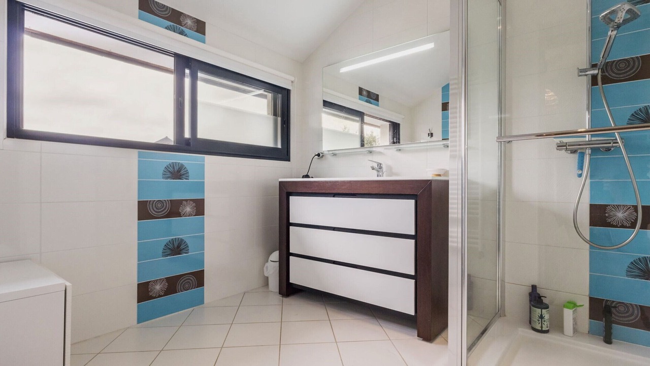 Photo of Bathroom in Nozay