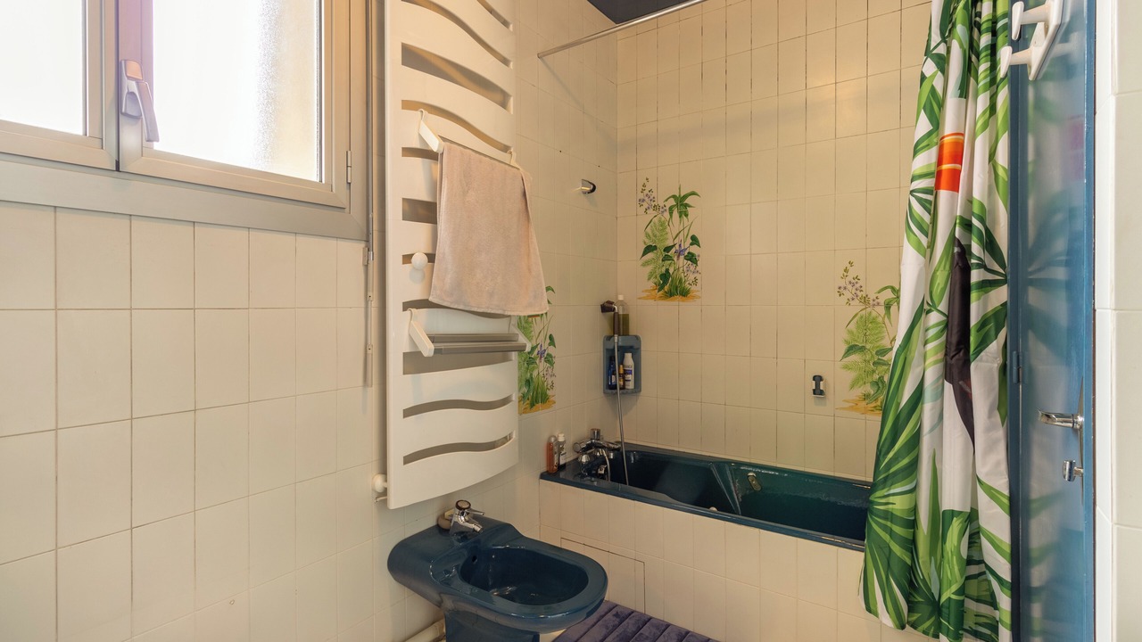 Photo of Bathroom in Rodez