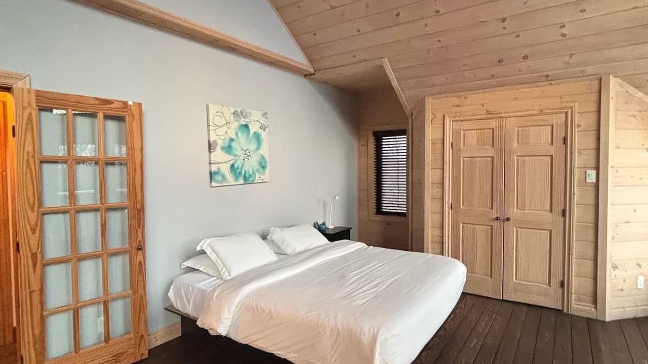 Photo of Bedroom in Sainte-Beatrix