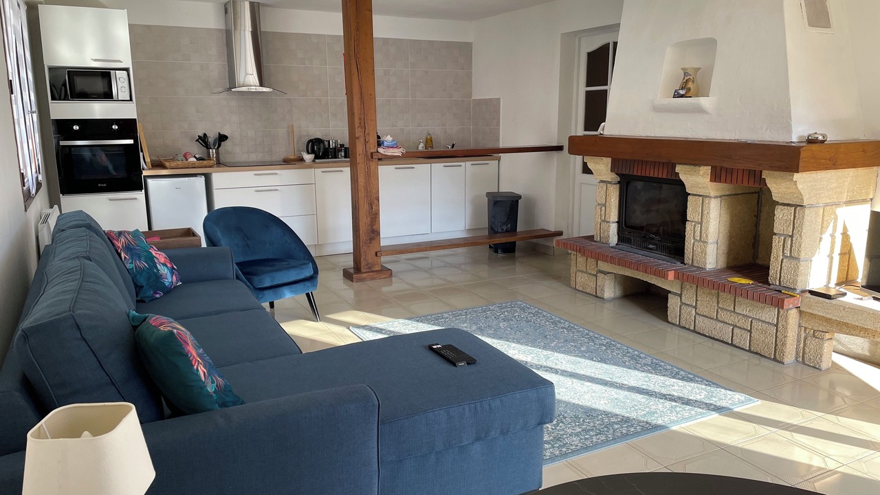 Photo of Livingroom in Salechan