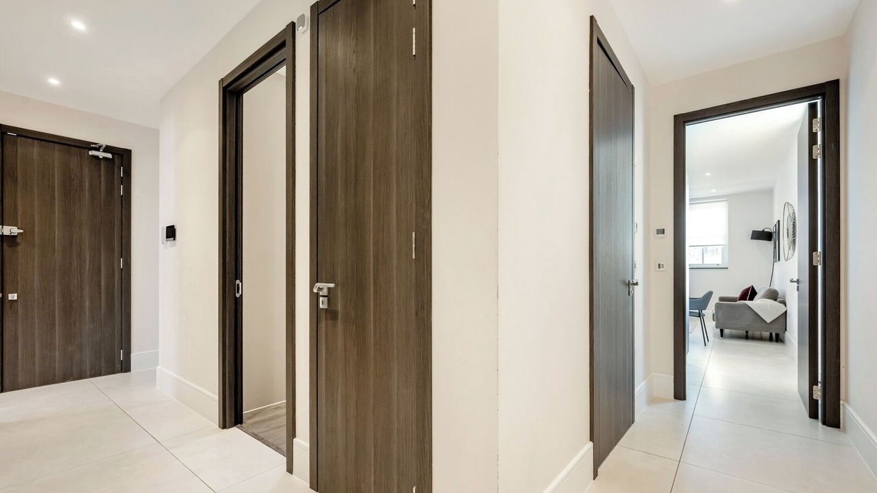 Photo of Others in Holloway