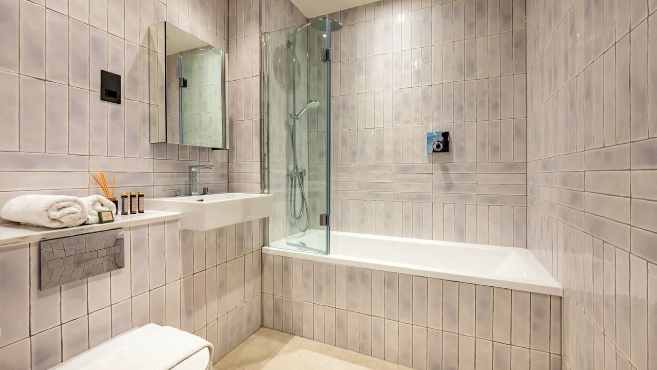 Photo of Bathroom in Spitalfields