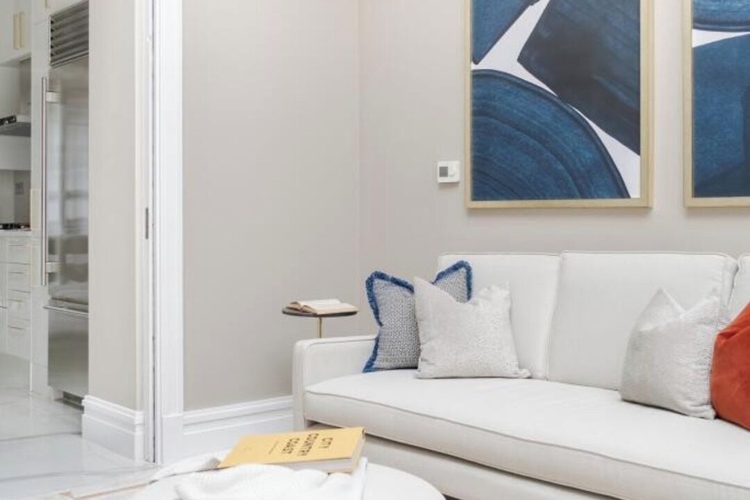 Photo of Livingroom in Brompton & Hans Town