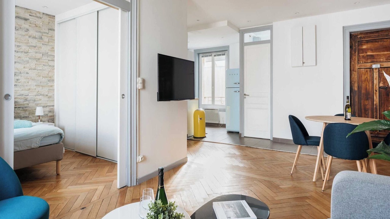 Photo of Livingroom in Lyon City Centre