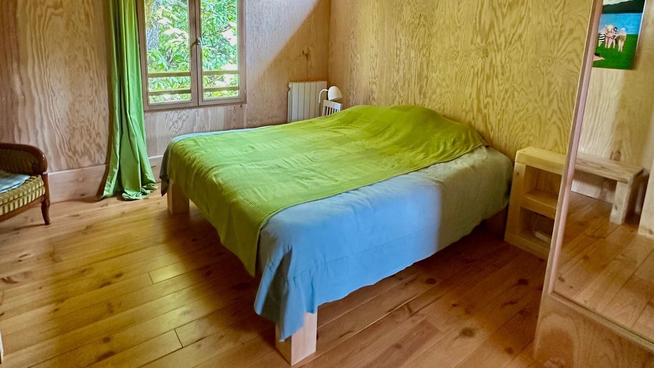 Photo of Bedroom in Maisons-Laffitte