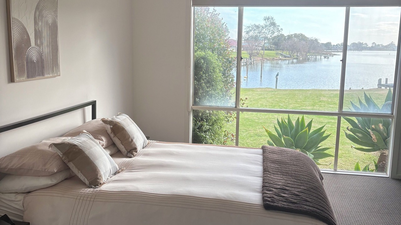 Photo of Bedroom in Seymour