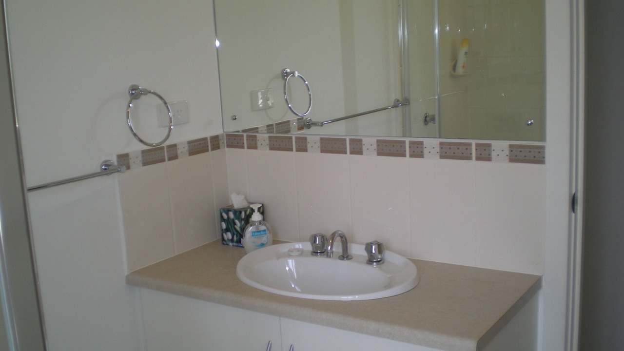 Photo of Bathroom in Seymour