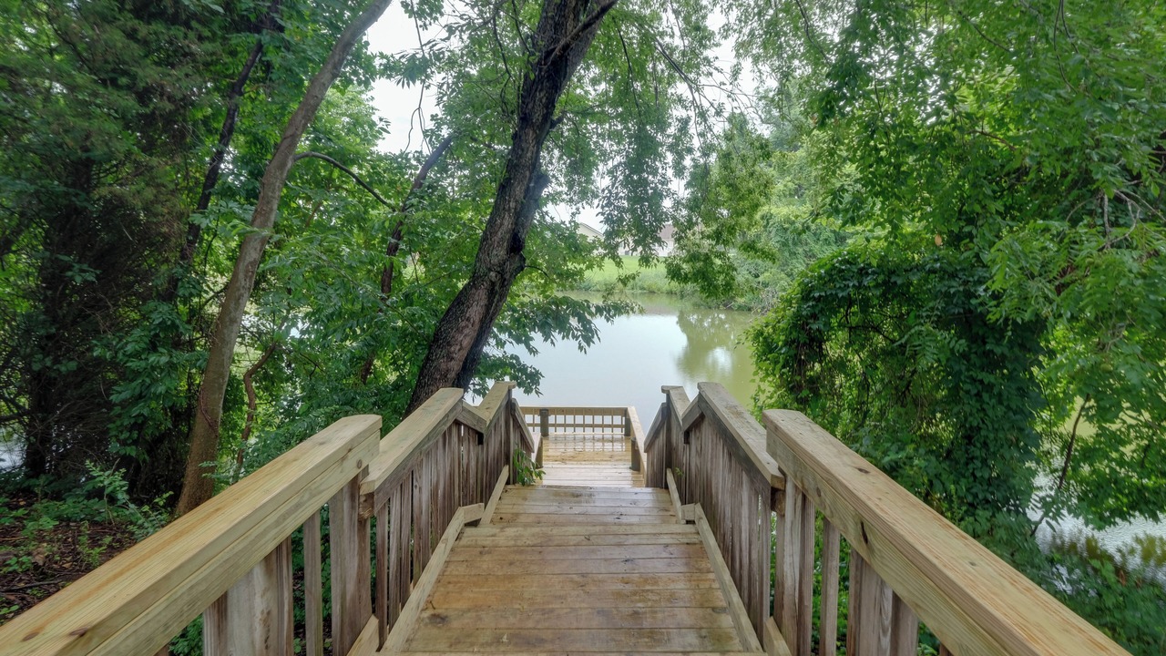 Photo of Others in Colonial Beach