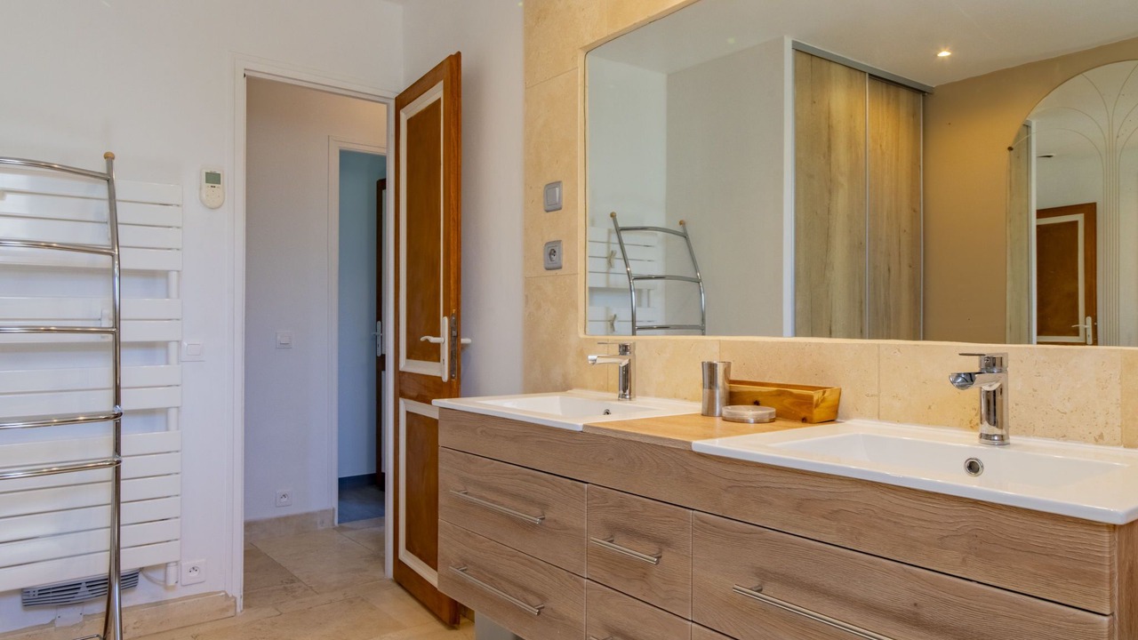 Photo of Bathroom in Monteux