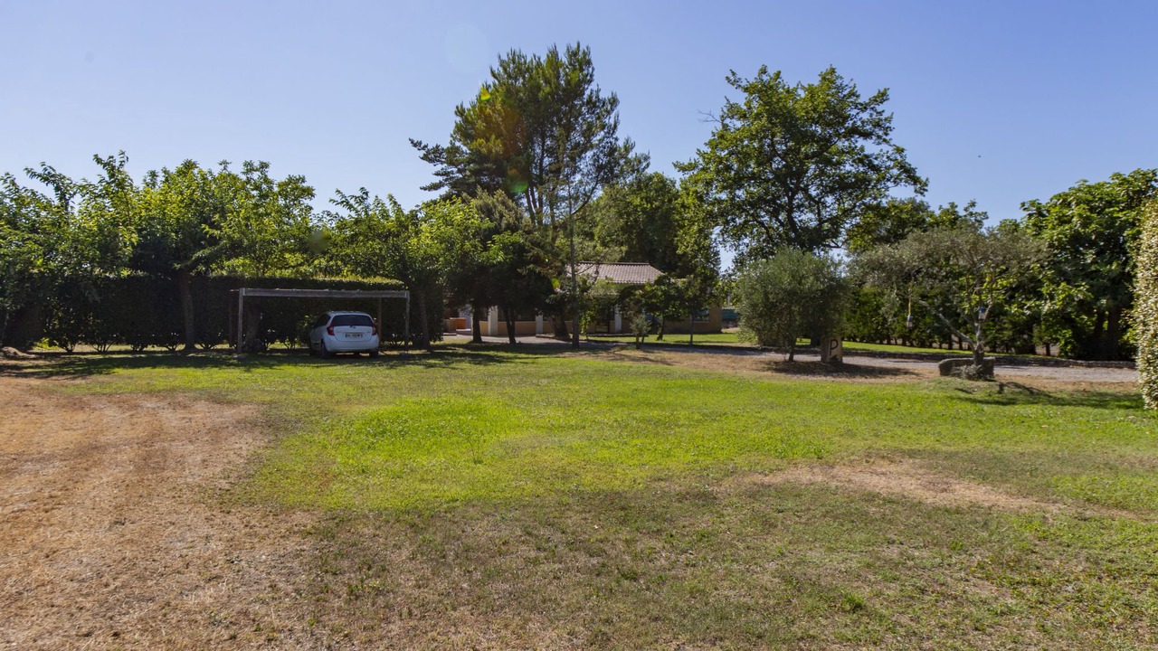 Photo of Others in Monteux