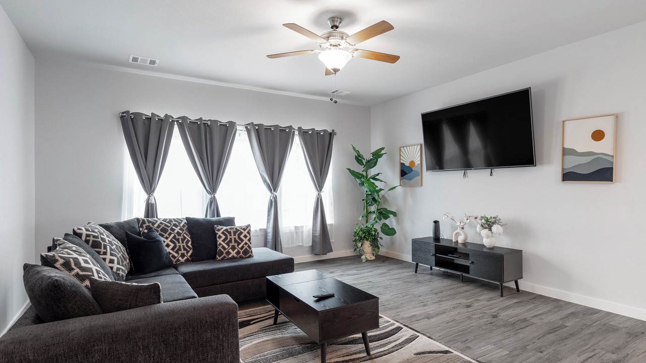 Photo of Livingroom in Fort Worth