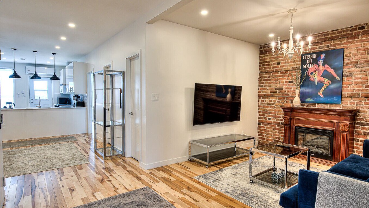 Photo of Livingroom in Hochelaga-Maisonneuve
