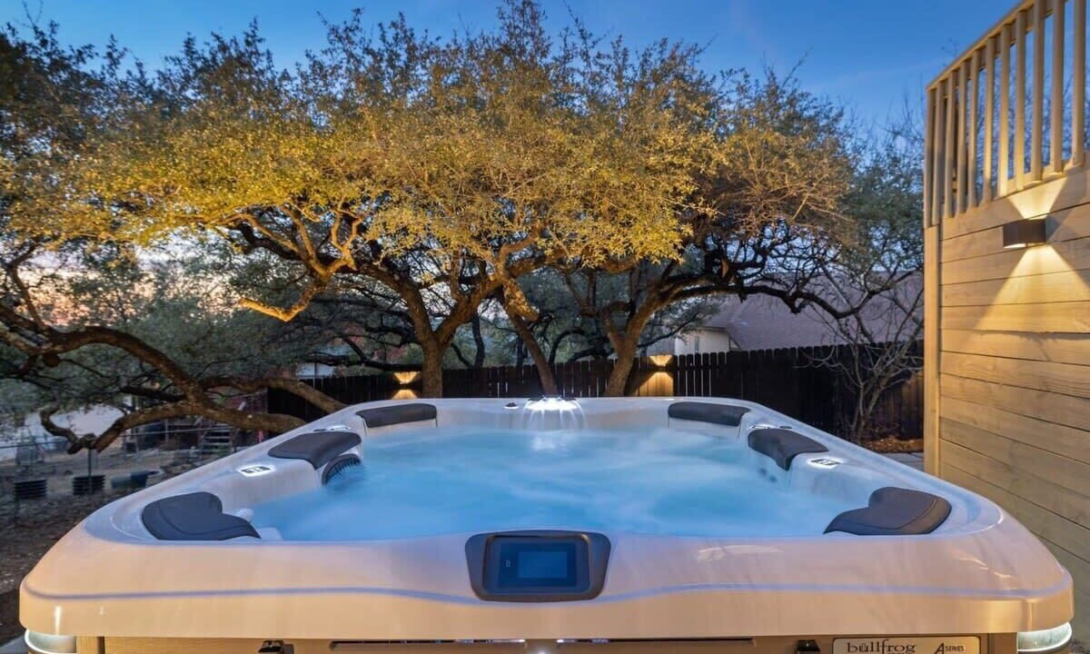 Photo of Outdoor in Highland Lake Estates