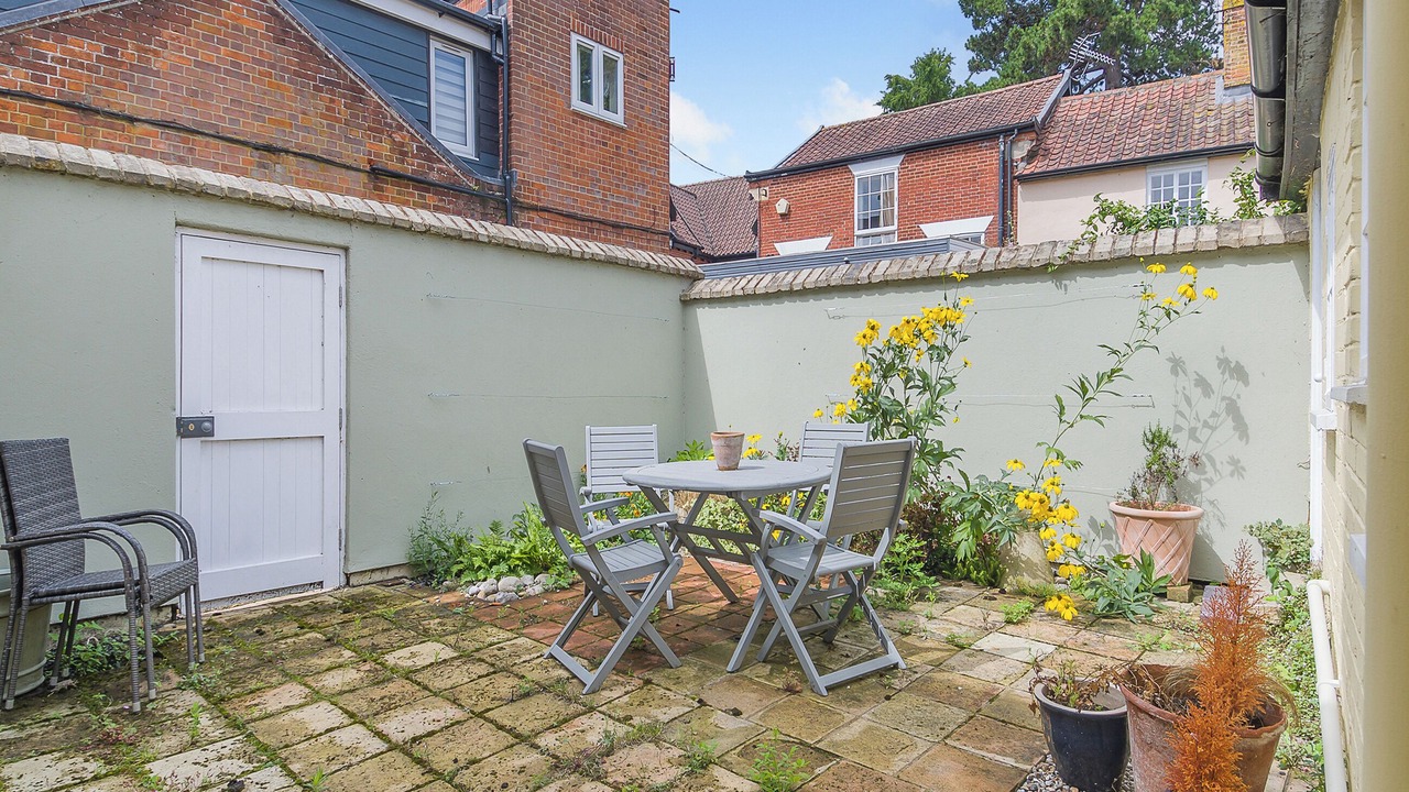 Photo of Others in Diss