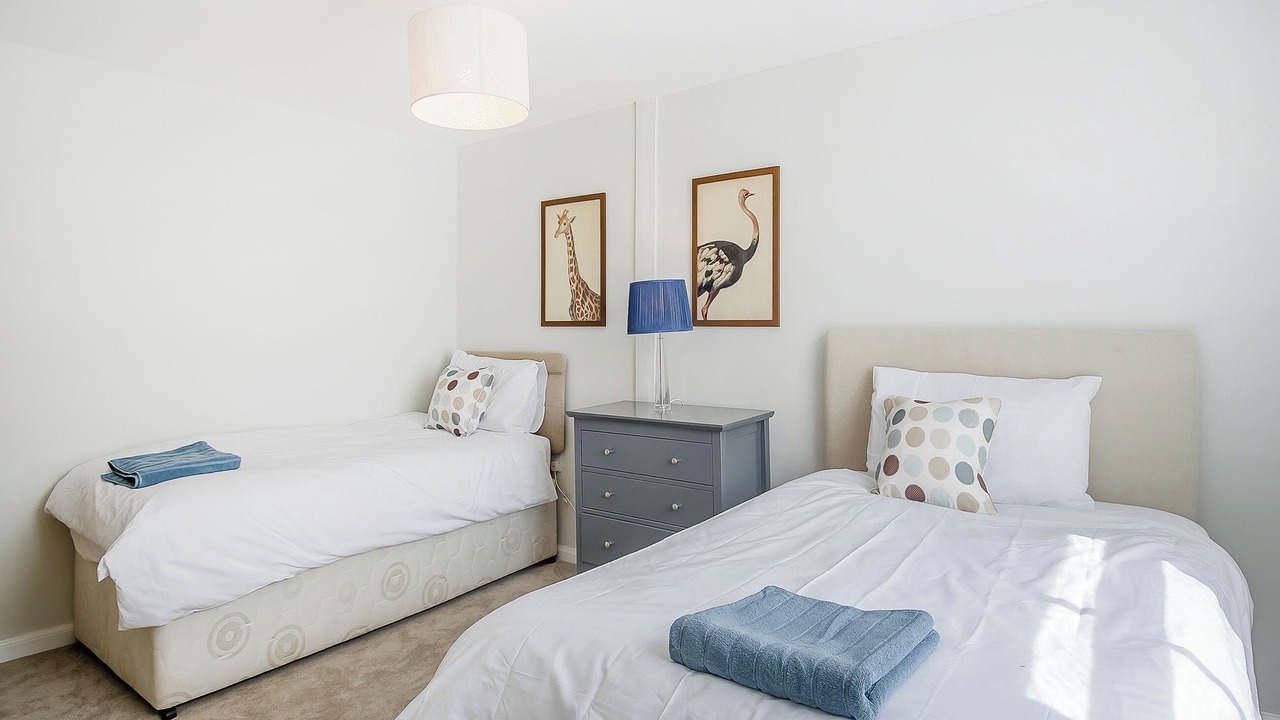 Photo of Others in Diss