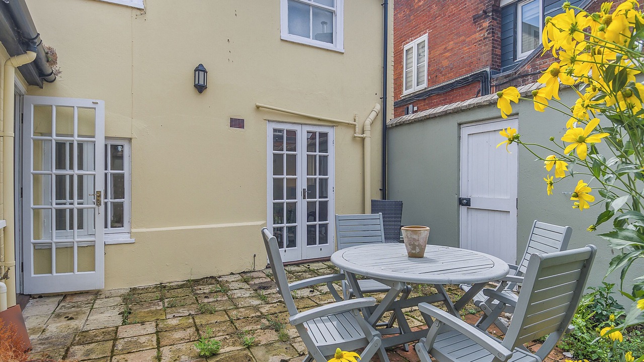 Photo of Others in Diss