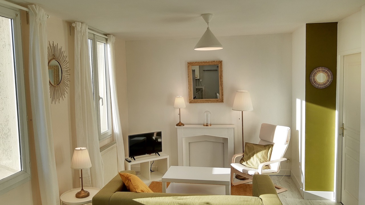 Photo of Livingroom in Sainte Marie - Saint Leon