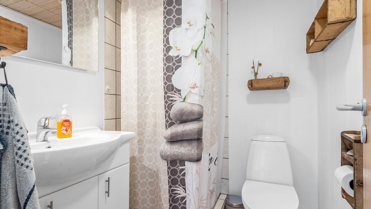 Photo of Bathroom in Skaven Strand
