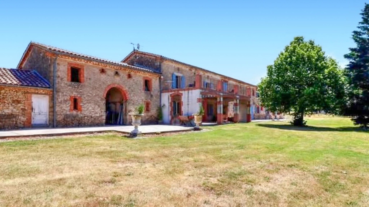 Photo of Others in Montredon-Labessonnie