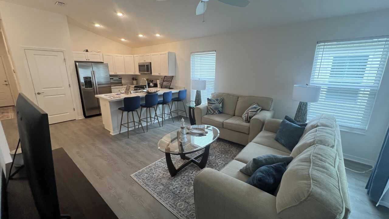 Photo of Livingroom in Sumter County