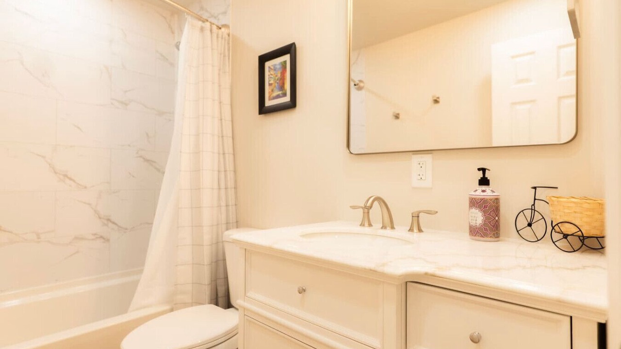 Photo of Bathroom in Dunlap