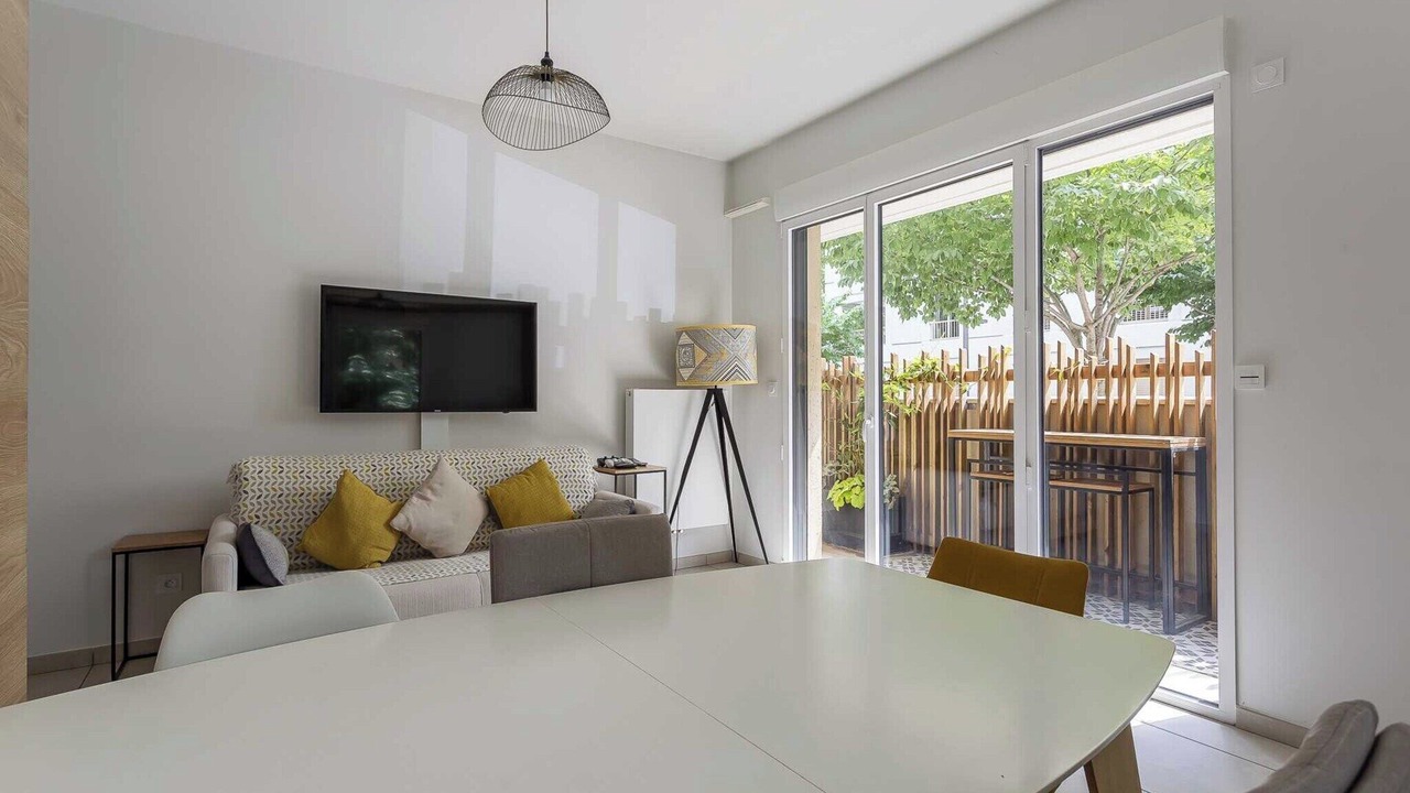 Photo of Others in Le Bourg - Gare De Vaise