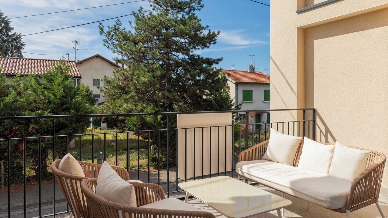 Photo of Patio Balcony in Leon Blum - Bon Coin