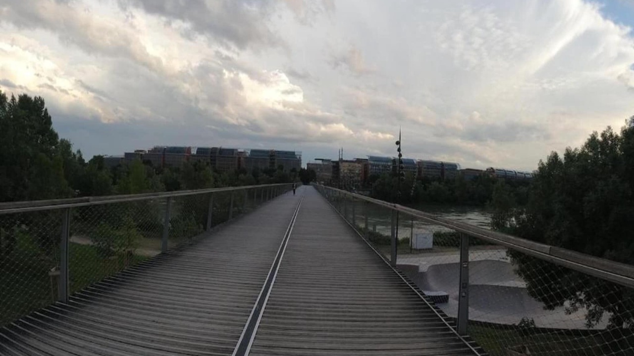 Photo of Others in Republique - Tolstoi