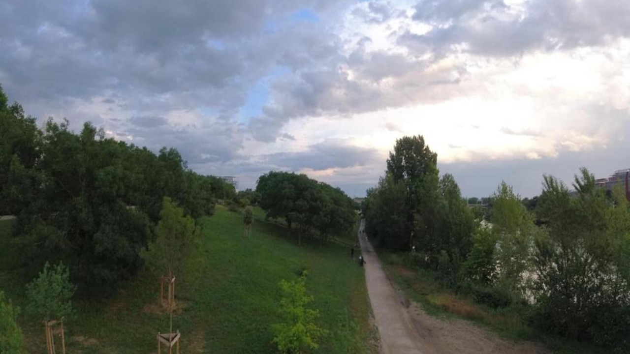 Photo of Others in Republique - Tolstoi