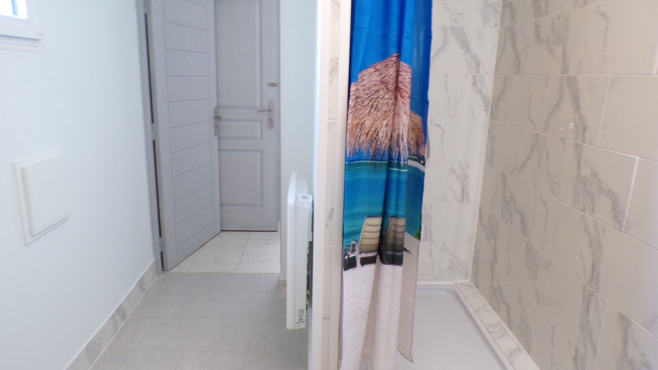 Photo of Bathroom in Basse-Normandie