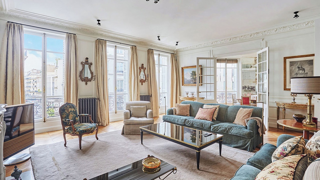 Photo of Livingroom in 6th Arrondissement