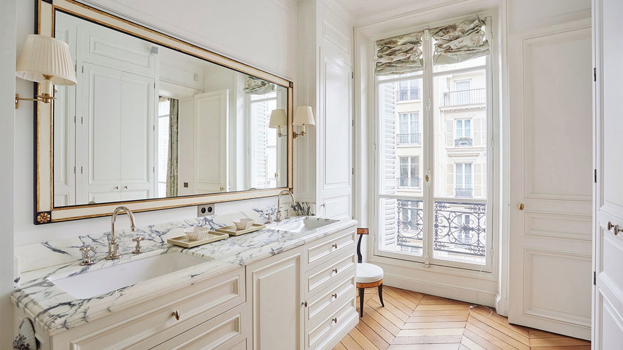 Photo of Bathroom in 6th Arrondissement