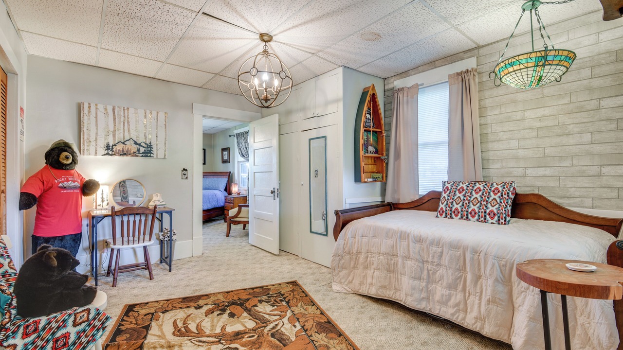 Photo of Bedroom in Osage County