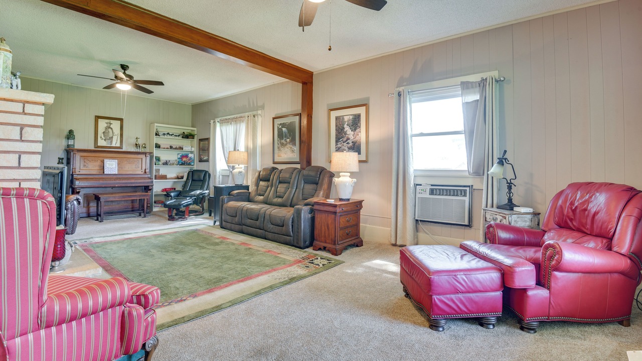 Photo of Bedroom in Osage County
