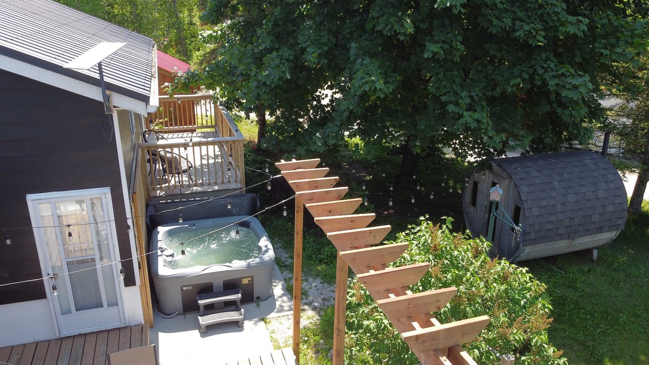 Photo of Patio Balcony in Tobermory