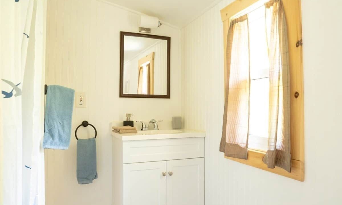 Photo of Bathroom in Tobermory