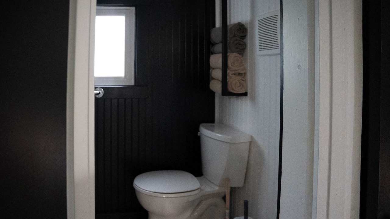 Photo of Bathroom in Tobermory