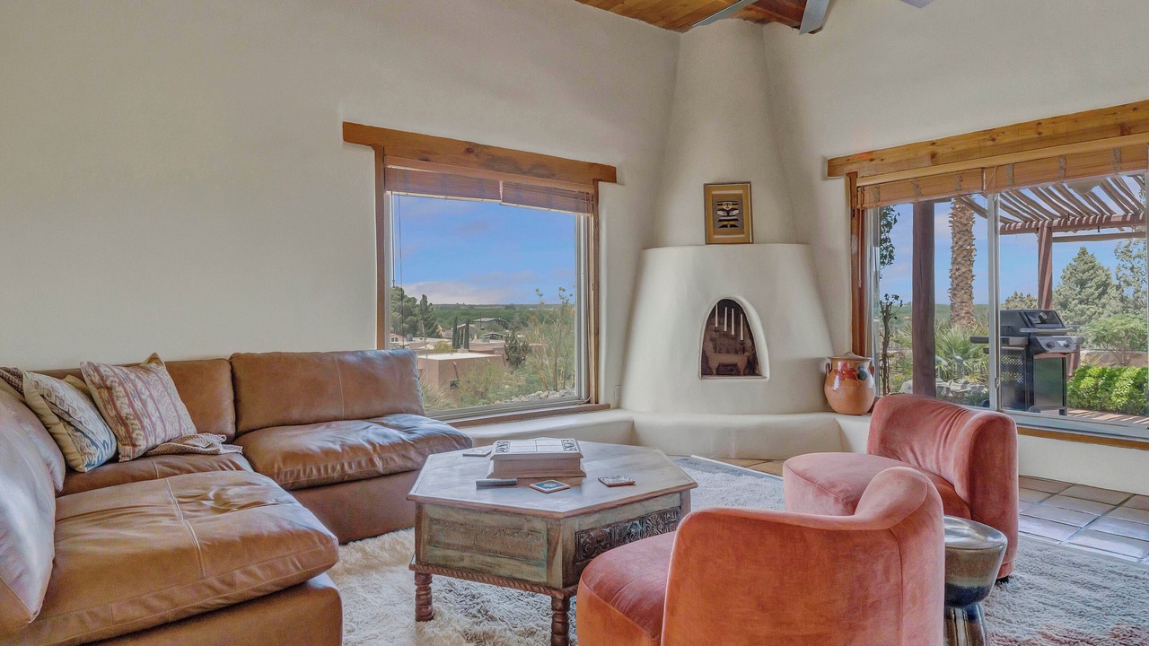 Photo of Livingroom in Mesilla Park